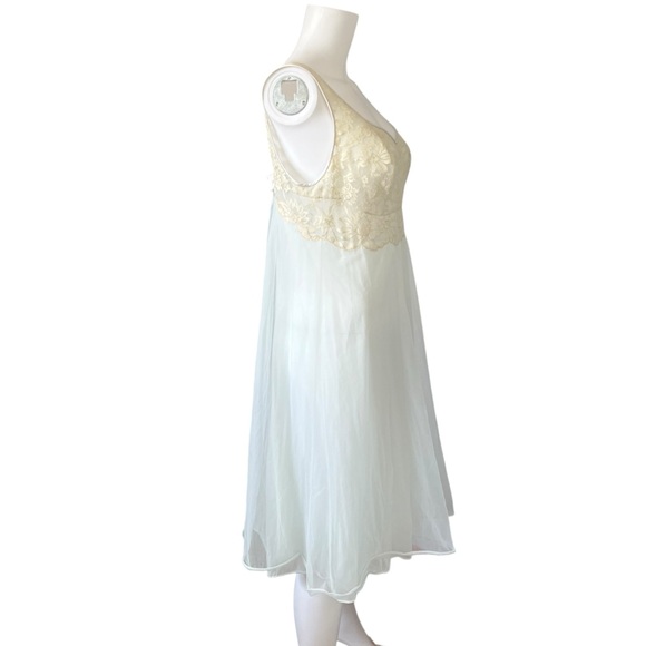 Vintage Vanity Fair Nylon Double Layer Baby Blue Lace Night Gown SIZE 36 Tricot - Picture 4 of 12